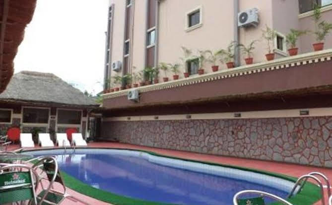 Casalinda Hotel & Gallery Resort Mobushipe Экстерьер фото